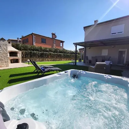 Holiday House Antea With Whirlpool * Kaštelir